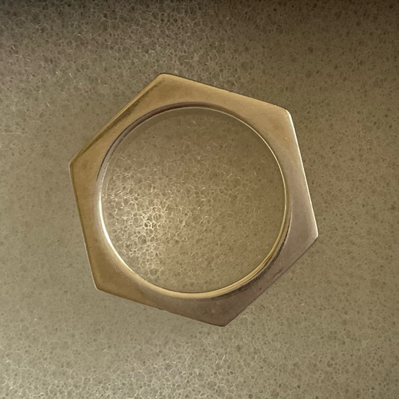 Gucci Limited Edition Hexagonal Ring - Picture 3 of 9